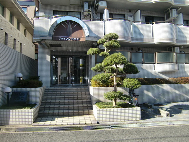 ジョイフル石屋川のエントランス