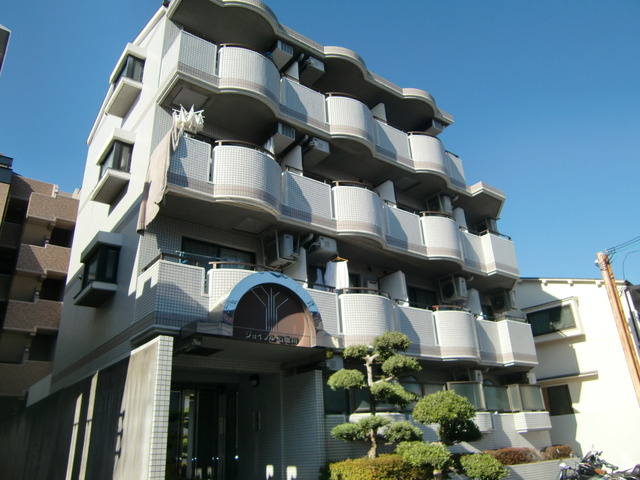 ジョイフル石屋川の外観