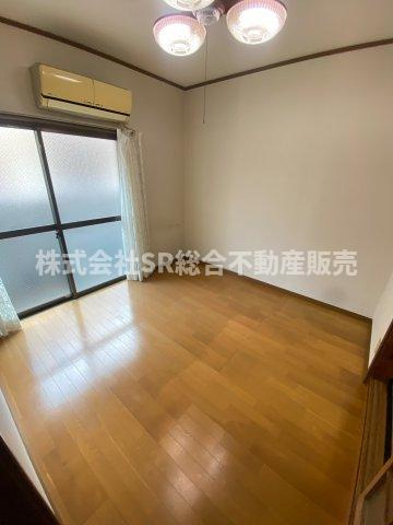 大蓮東1丁目中古戸建の洋室|明るくてきれいな洋室です