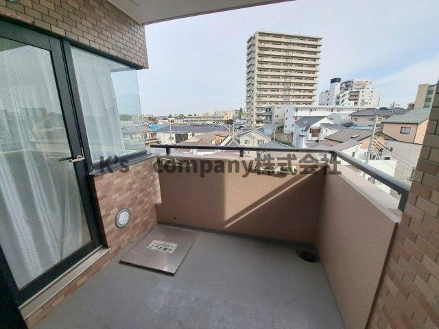 茅ヶ崎市本村4丁目　ライオンズマンション茅ヶ崎中央公園のバルコニー|ワイドバルコニー♪