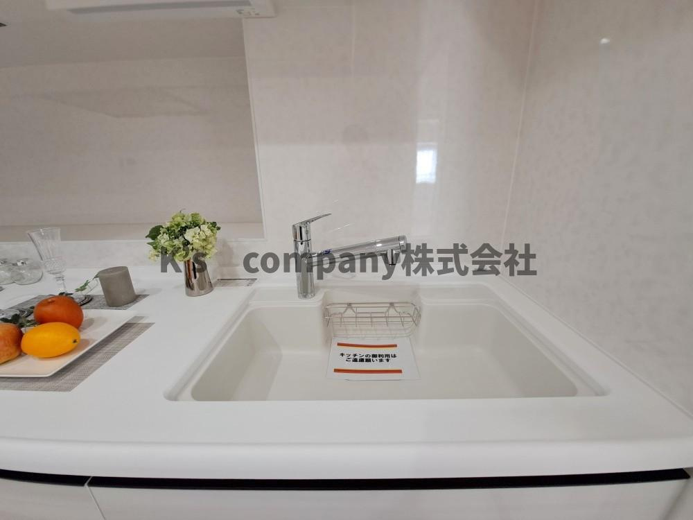 ◎茅ヶ崎市本村4丁目　ライオンズマンション茅ヶ崎中央公園のキッチン|人造大理石のシンク◇