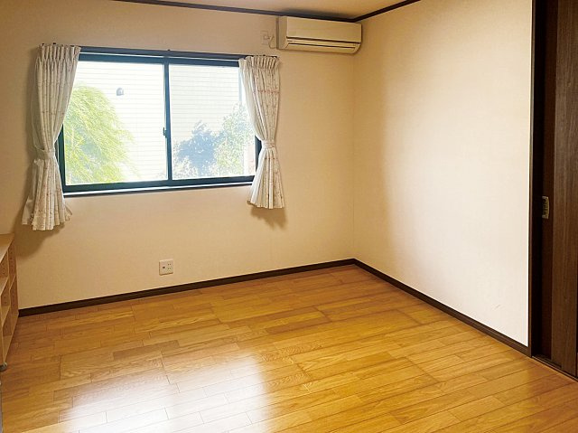 【洋室】の画像