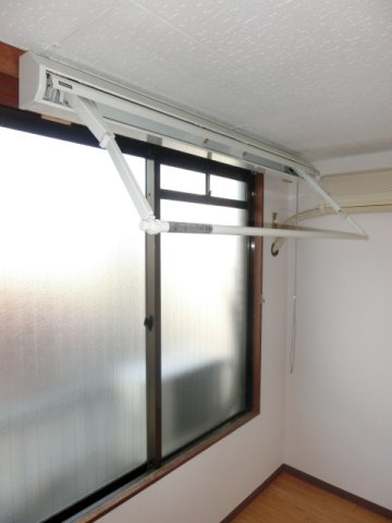 久保ビルのその他|室内物干し