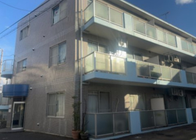 【構造・工法・仕様】 | キャトルセゾン下九沢 | ＳＲＣ造は強度や耐震性の面でもRC造と比べて優れています。そのため、10階建以上の高層または超高層マンションなどの建築にも多く採用されています。柱や梁などのサイズが小さくても高い耐震性を確保できます。