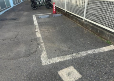 【駐輪場】 | キャトルセゾン下九沢 | マンションの駐輪場は、事前に空きがあるか確認を取ると安心です。せっかく入居したのに駐輪スペースがない！なんてことになったら大変ですよね。そこで、内見時や購入前にはまず事前に確認しておくと良いでしょう。