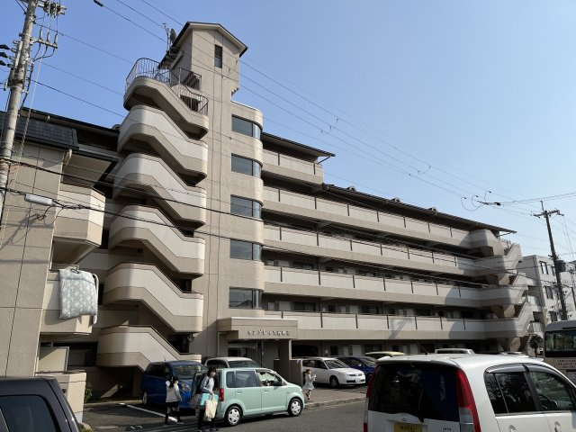 サングレイス西明石の外観