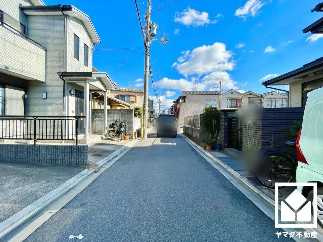 南区吉祥院這登東町の前面道路含む現地写真