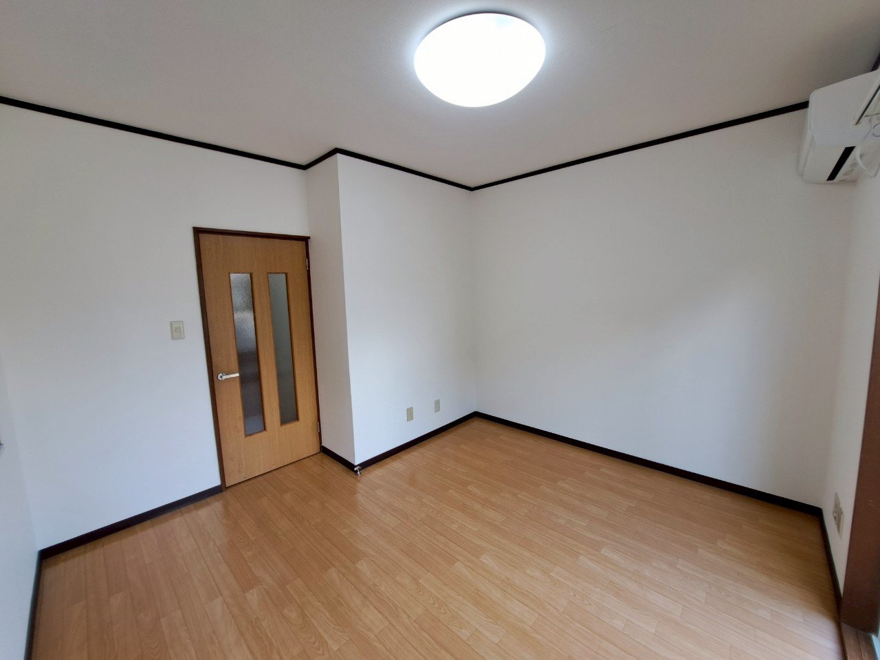 ネクスト中野山の内装