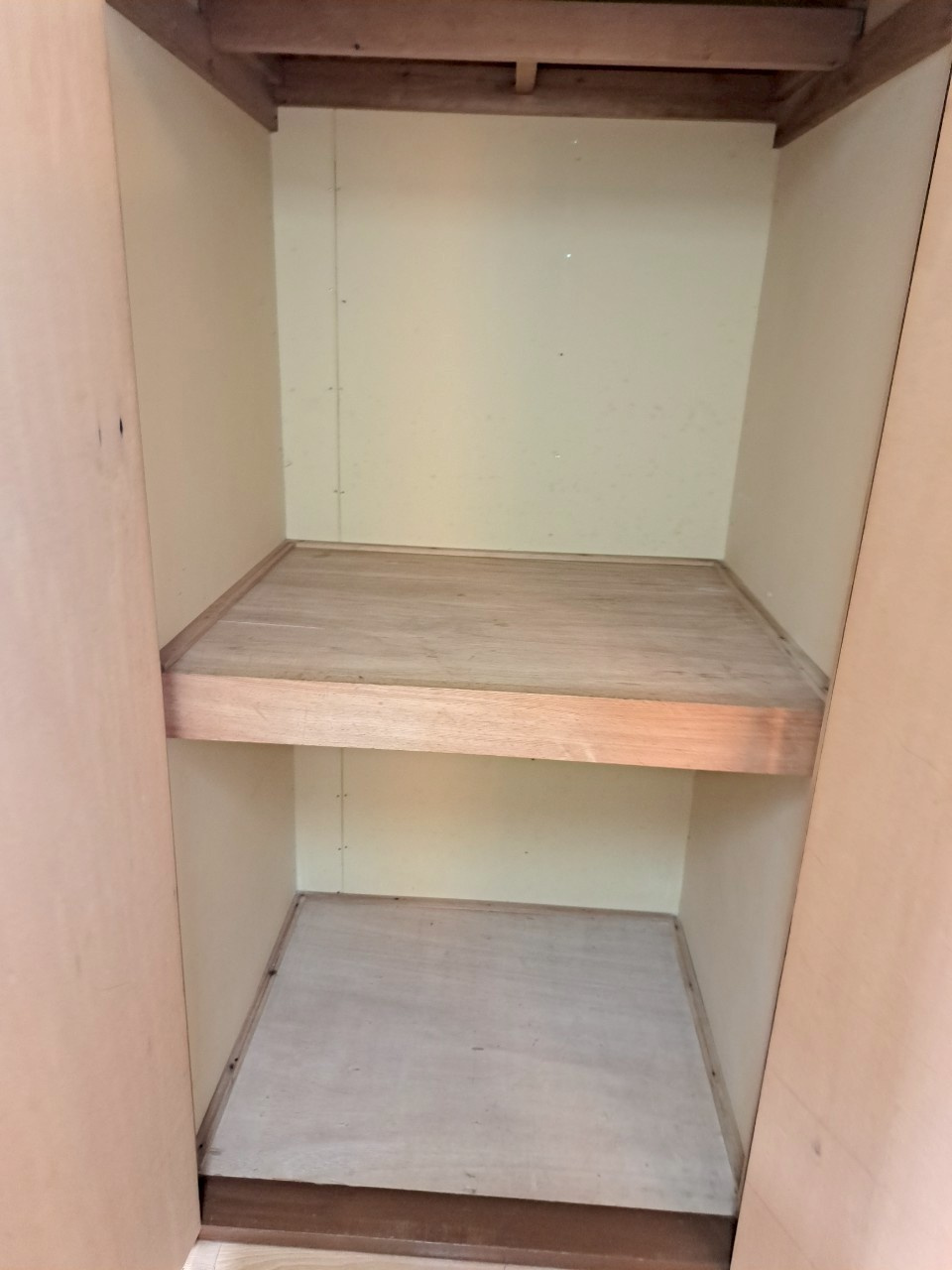 ネクスト中野山の収納