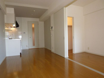 【居間・リビング】