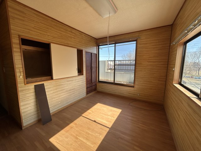 那須塩原　店舗付き住居の洋室|個人の部屋や寝室として使える洋室です