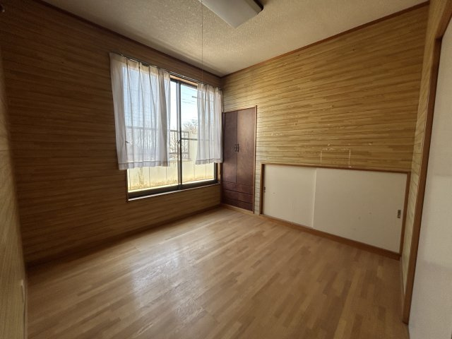 那須塩原　店舗付き住居の洋室|個人の部屋や寝室として使える洋室です