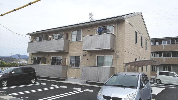 レジデンスKouga B棟の外観