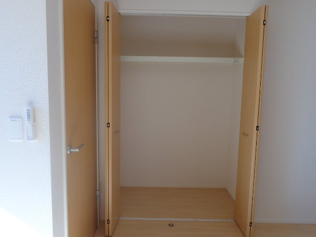 スターライズの収納|リビングクローゼット