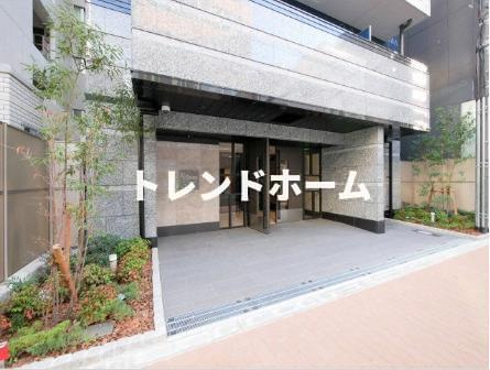 プレサンス京町堀のエントランス|選べる家電プランあり！！