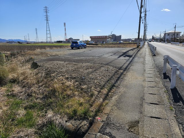 二木成土地の外観