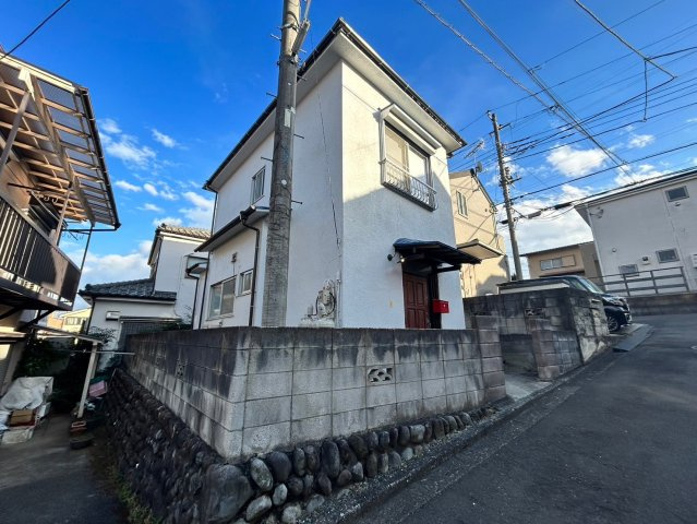 油平戸建の外観
