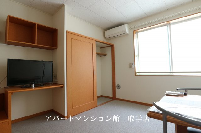 レオパレスエントピアホープの居間・リビング