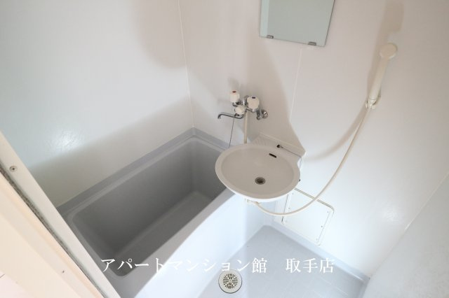 レオパレスエントピアホープの浴室|画像5