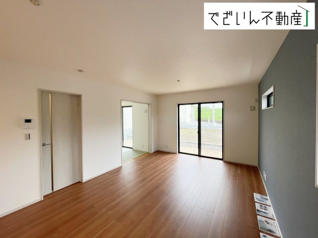 【居間・リビング】 | いろどりアイタウン川島町下伊草　新築住宅 | ≪2号棟≫
現地(2025年5月撮影)