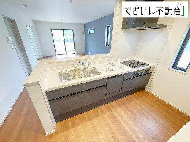 【キッチン】 | いろどりアイタウン川島町下伊草　新築住宅 | ≪2号棟≫
現地(2025年5月撮影)