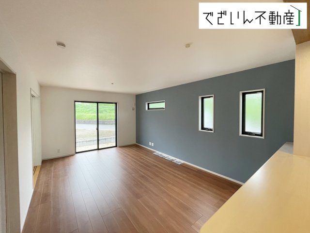 【居間・リビング】 | いろどりアイタウン川島町下伊草　新築住宅 | ≪2号棟≫
現地(2025年5月撮影)