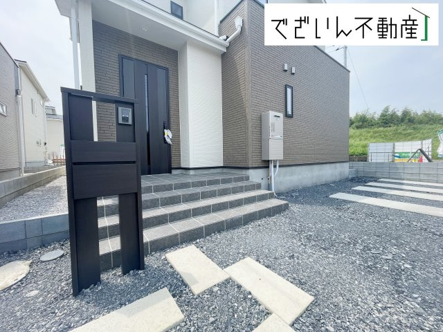 【玄関】 | いろどりアイタウン川島町下伊草　新築住宅 | ≪2号棟≫
現地(2025年6月撮影)