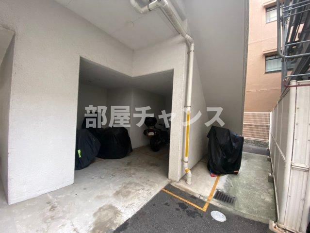 リベール名駅南の駐車場