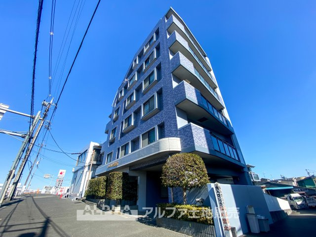 セザール聖蹟桜ヶ丘の外観