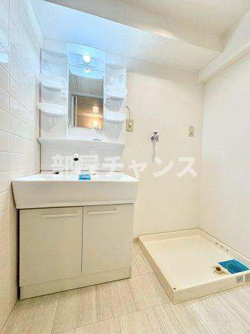 グランシャリオ名駅南の独立洗面台