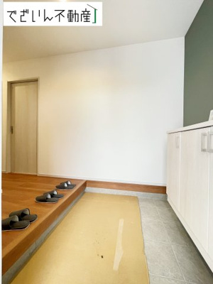 【玄関】 | いろどりアイタウン川島町下伊草　新築住宅 | ≪11号棟≫
現地(2025年5月撮影)