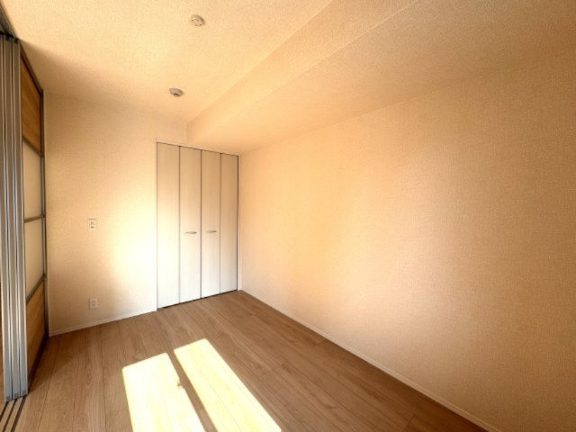 アトレーユ長岡京の洋室|洋室5帖