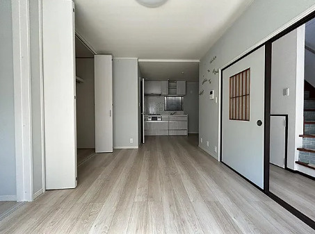 粟田口鳥居町戸建の内装