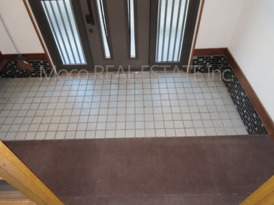 【玄関】 | 北見市清見町中古住宅