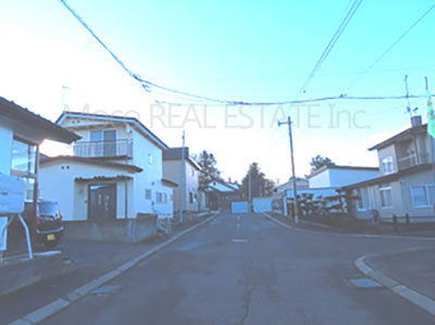 【前面道路含む現地写真】 | 北見市清見町中古住宅