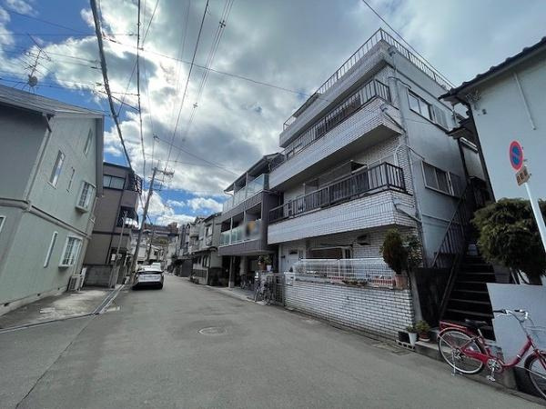 【前面道路含む現地写真】 | 守口市東町1丁目　中古戸建