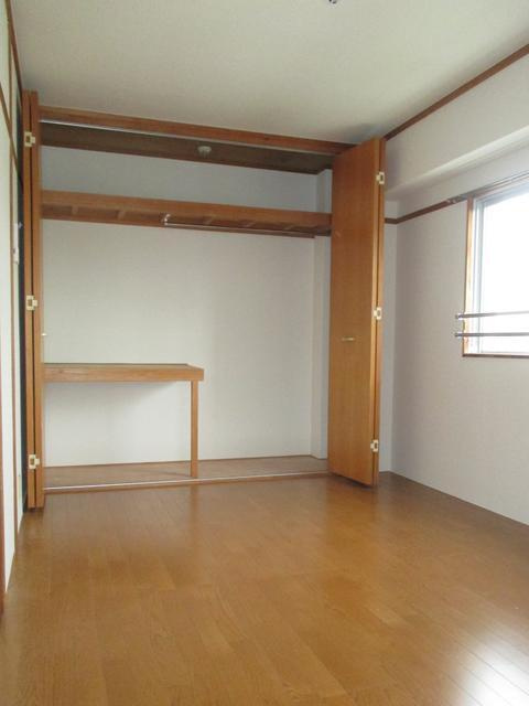 城南ビレッジの居間・リビング