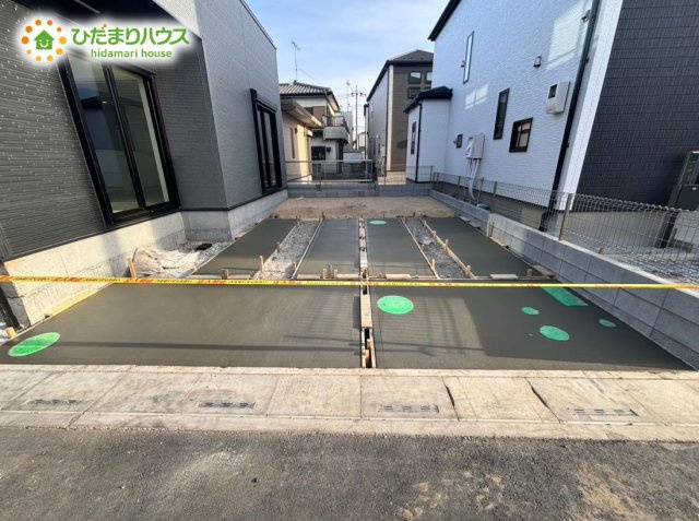 鴻巣市人形　3期　新築一戸建て　グラファーレ　06の駐車場