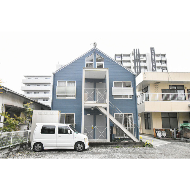 ブルーツリーフラッツ