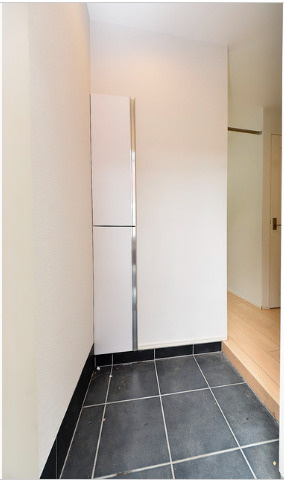 K-house西荻窪の玄関