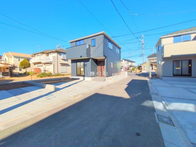 【新築分譲住宅】川越市今成1期の前面道路含む現地写真