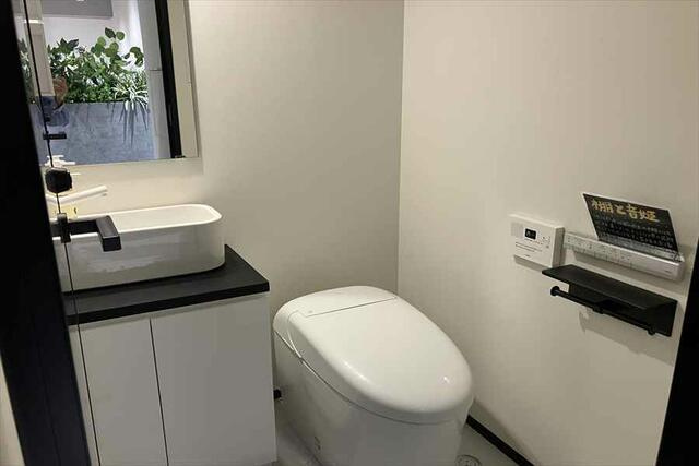 Ｂｉｚ　Ｆｅｅｌ　日本橋小伝馬町のトイレ|ゆったりとした空間のトイレです