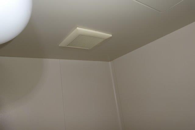 サンモリッツAの浴室|浴室換気扇