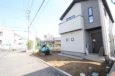 【前面道路含む現地写真】 | 三郷市高州全3棟　2号棟