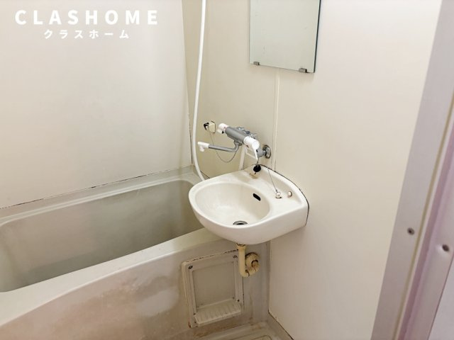 カーサ6　　刈谷市近郊の賃貸はクラスホーム刈谷店の洗面所|同物件の別部屋になります。