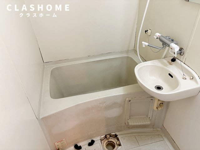 カーサ6　　刈谷市近郊の賃貸はクラスホーム刈谷店の浴室|同物件の別部屋になります。