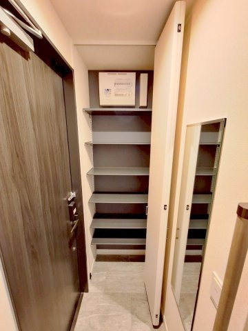 ｉｌ　ｓｏｌｅの玄関