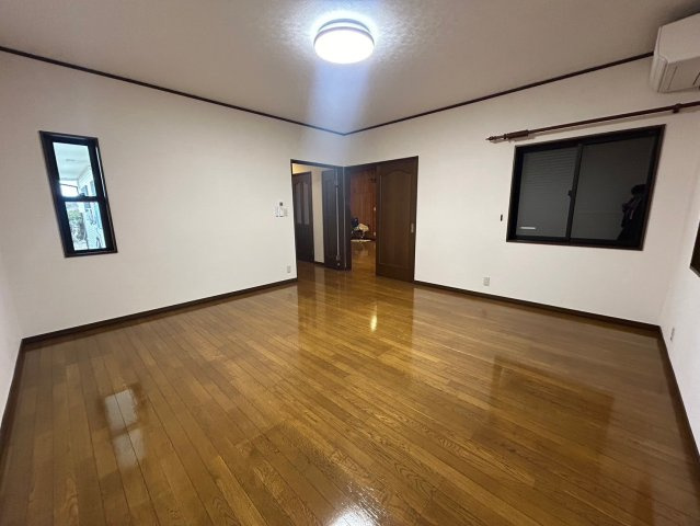 八街イ中古の洋室