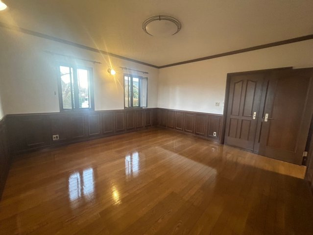 八街イ中古の洋室