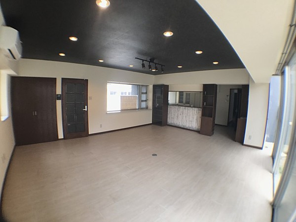 ホーキーポーキーの内装|中はこのようになっています